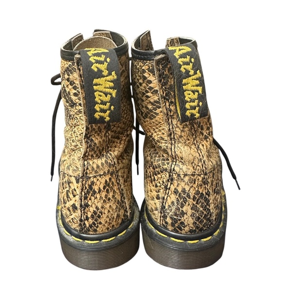 Dr. Martens Reptile Print Leather Boots - Vintage 1990's Docs - Ladies size 9 US - Picture 4 of 8